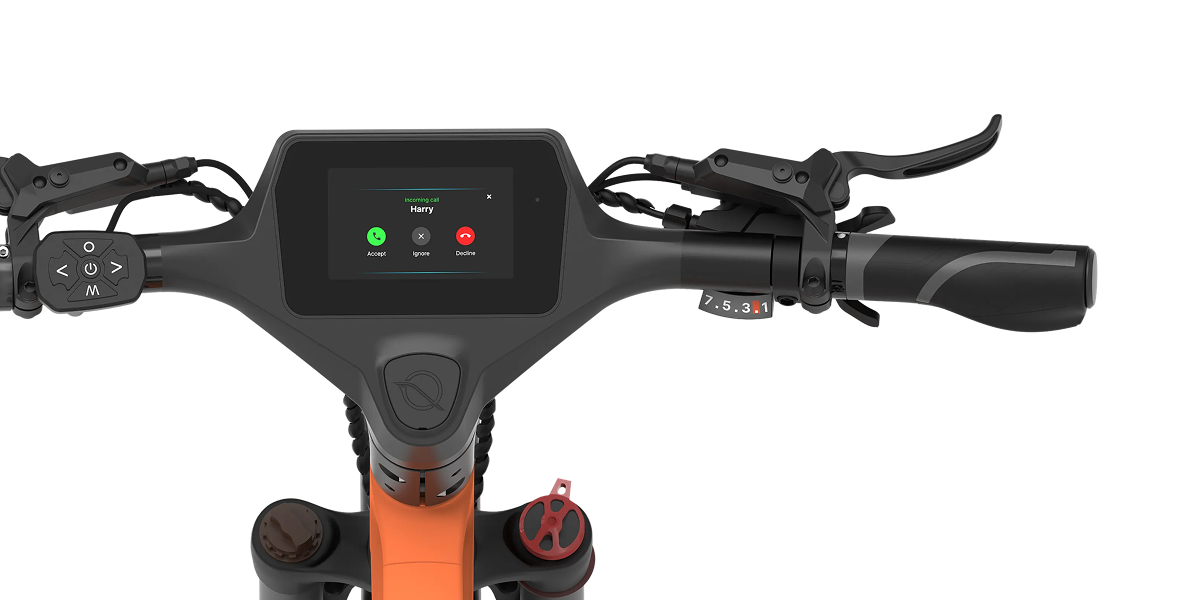 NINE09 eBike cockpit with the 4.3-inch LCD touchscreen showing an incoming call